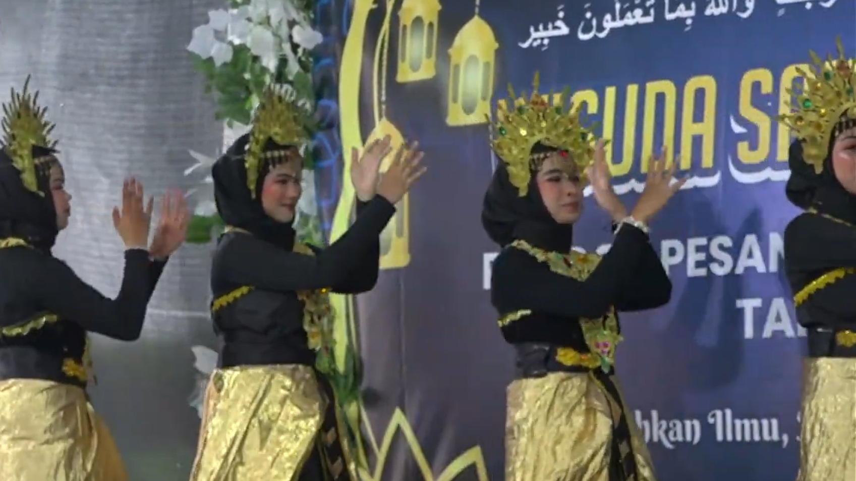 Penampilan Tarian Daerah PPMHS